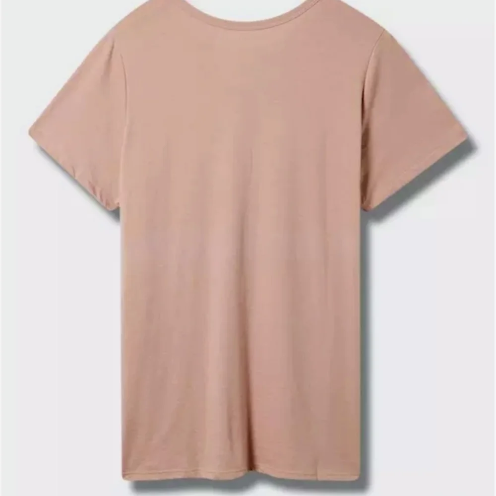 Pink Graphic Tee with White Text" 'We All Know I'm Hilarious'." - Picture 2 of 4